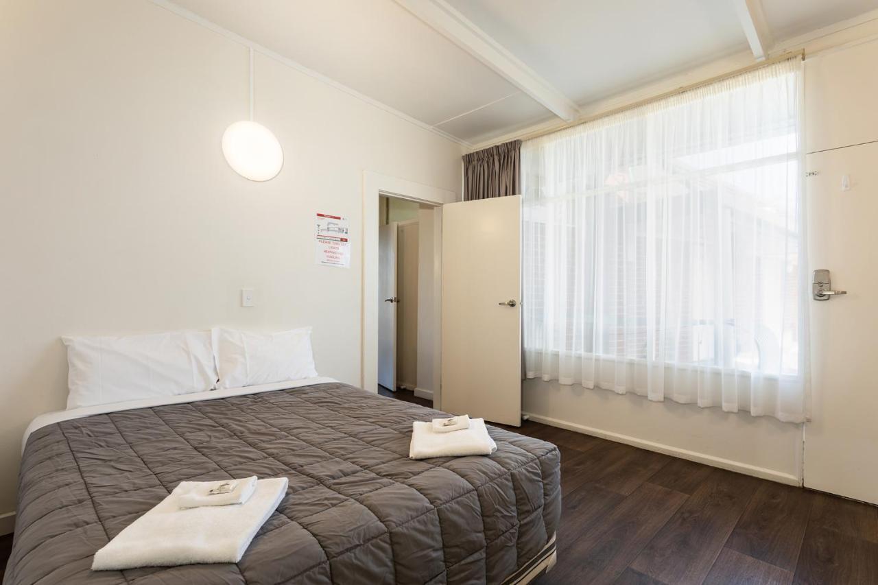 Rivers Apartments Motel Sale Gippsland Eksteriør billede