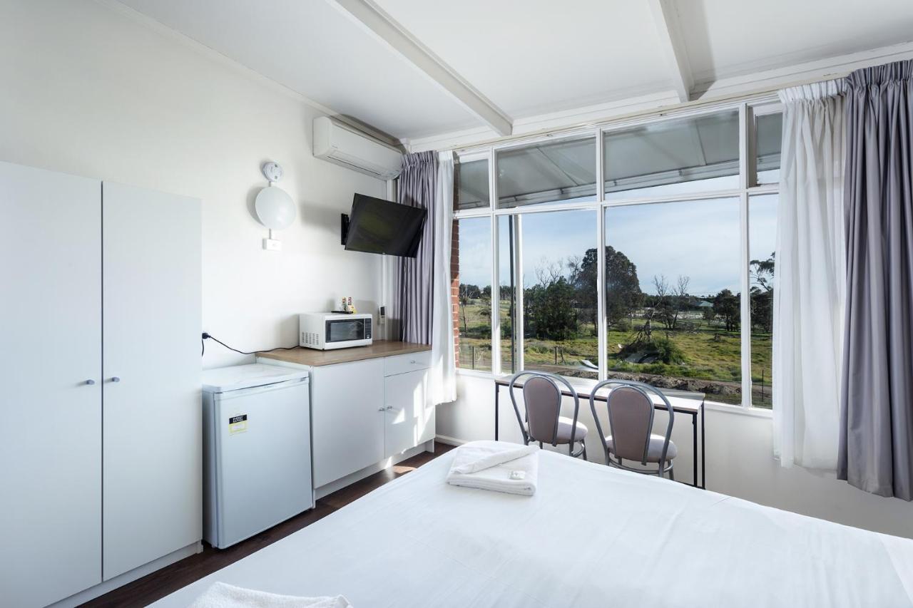 Rivers Apartments Motel Sale Gippsland Eksteriør billede